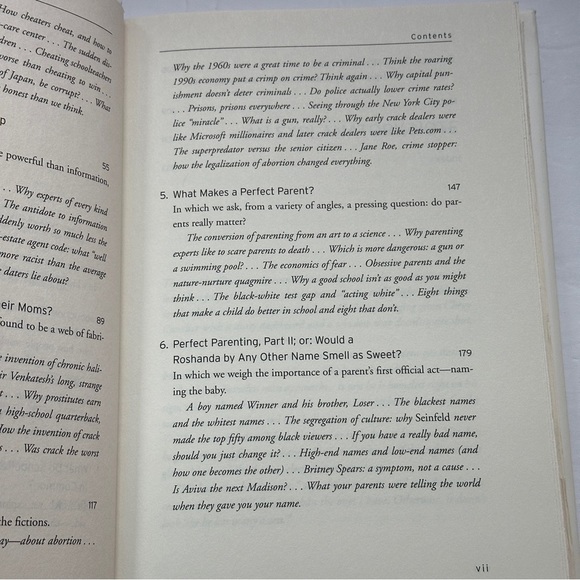 Freakonomics by Steven D. Levitt & Stephen J. Dubner | Economics| Hardcover Book - Picture 10 of 13